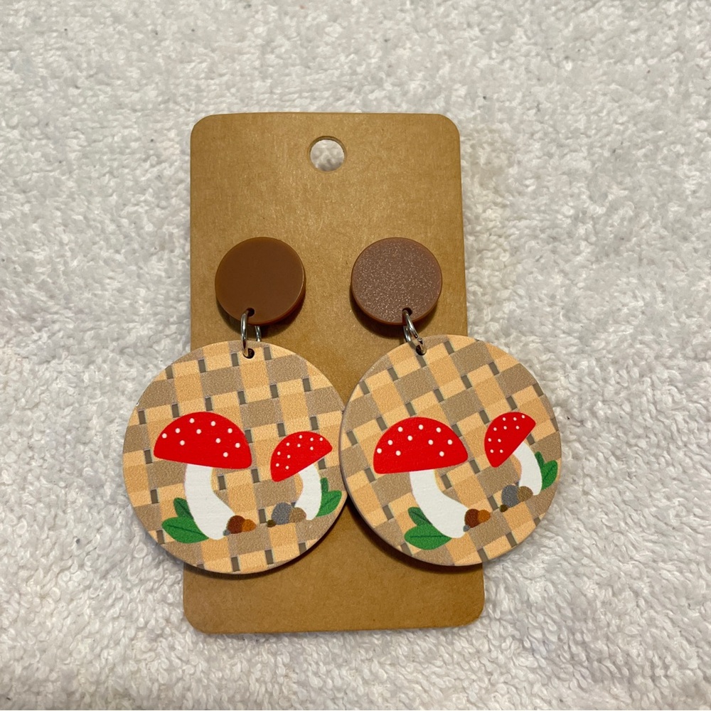 Cottagecore Mushroom Stud Earrings NWT